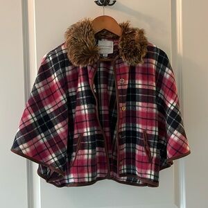 Plaid capelet with faux fur collar